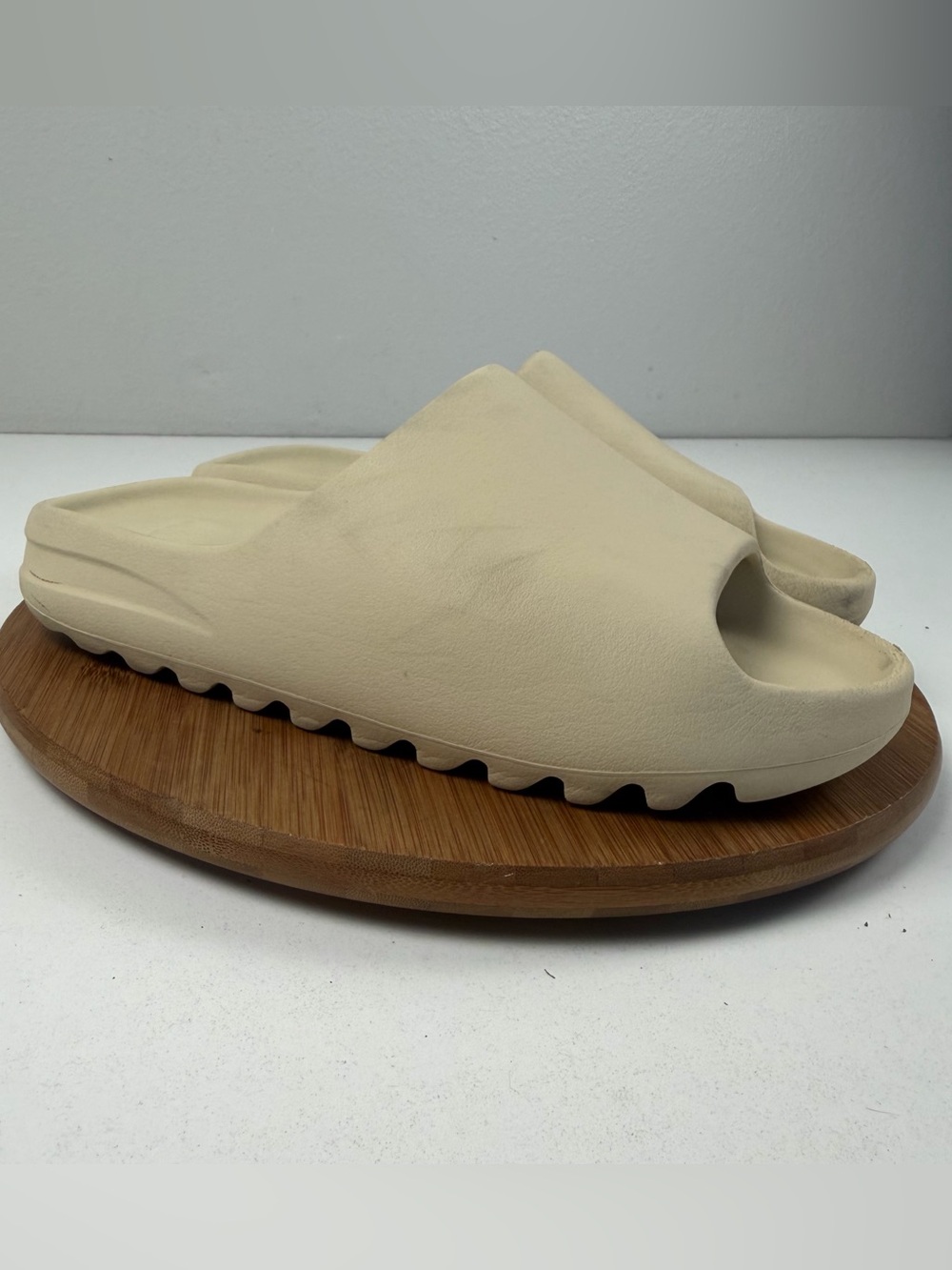 Adidas Yeezy Slides in “Desert Sand”Colorway